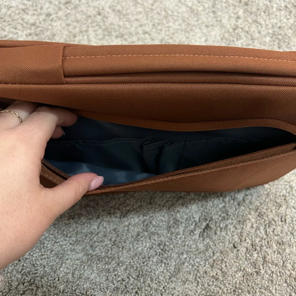 Brown Mosiso Laptop Sleeve